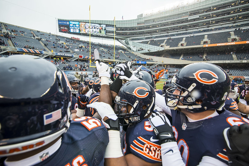 Bears łamią żelazną obronę Eagles